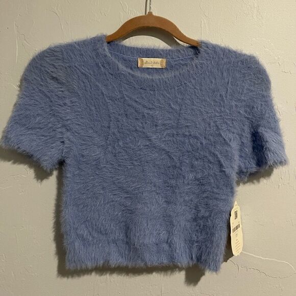 Altar’d state ice blue fuzzy soft car op top xs NWT - Picture 7 of 7